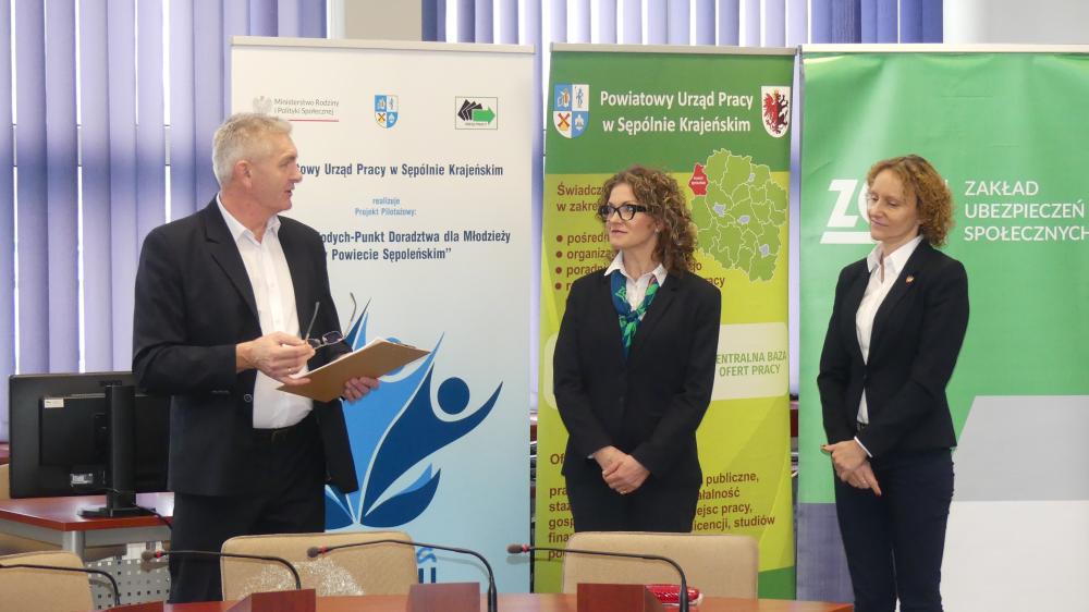 Zdjęcie galerii artykułu: Zdjęcie 3 ze spotkania informacyjnego z przedsiębiorcami. - Zdjęcie 3 ze spotkania informacyjnego z przedsiębiorcami.